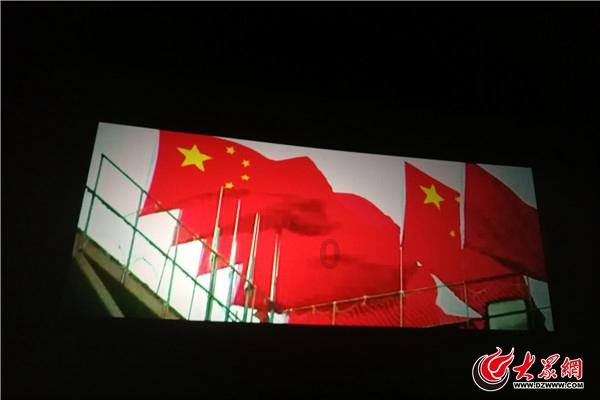 小猫钓鱼游戏龙王版有船